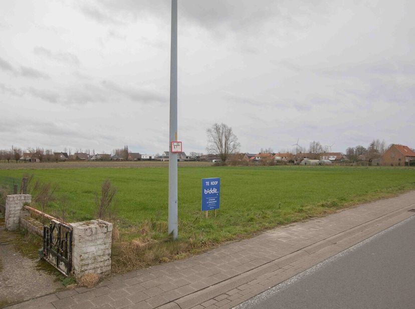 Terrain à vendre
                    à 8210 Veldegem