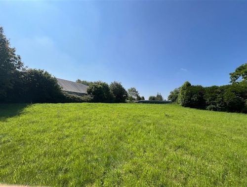                                         Grond te koop in Nederzwalm-Hermelgem, € 400.000
