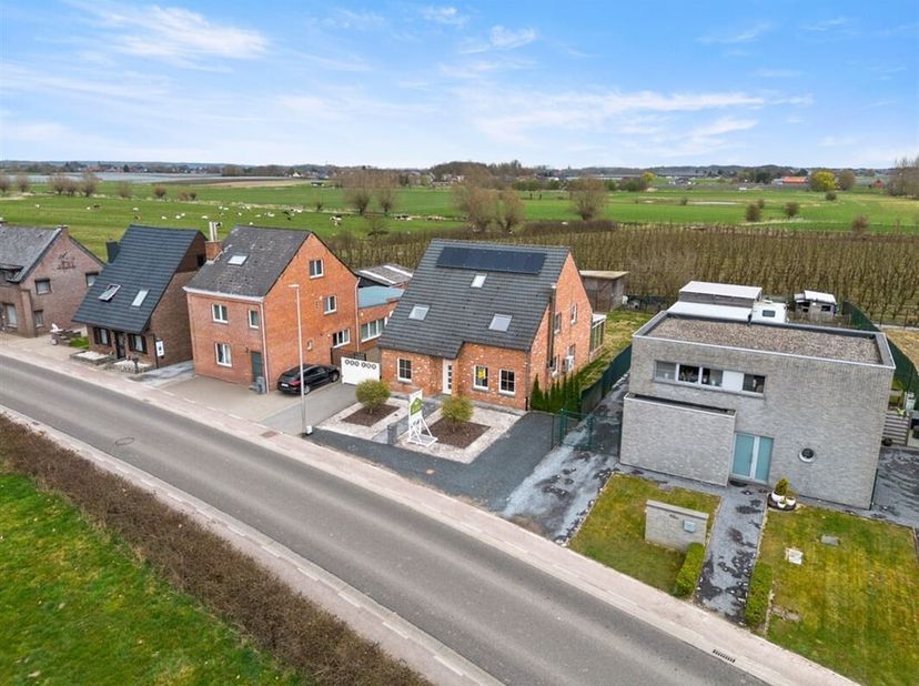 Maison à vendre
                    à 3545 Halen