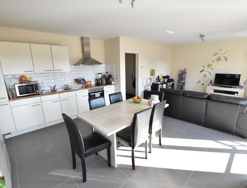                                         Appartement te koop in Tubize, € 235.000

