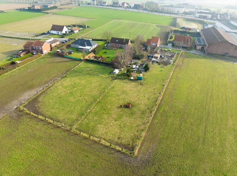 Terrain à vendre
                    à 8850 Ardooie