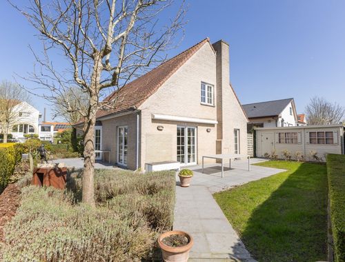                                         Villa à vendre à Oostduinkerke, € 695.000
