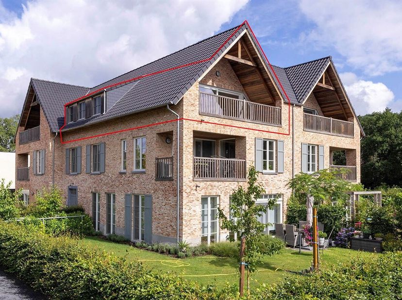 Recent 2 slpk appartement met terras&lt;br /&gt;
Het appartement is gelegen op de tweede verdieping van een recent complex uit 2019.&lt;br /&gt;
Ligging: Gelegen