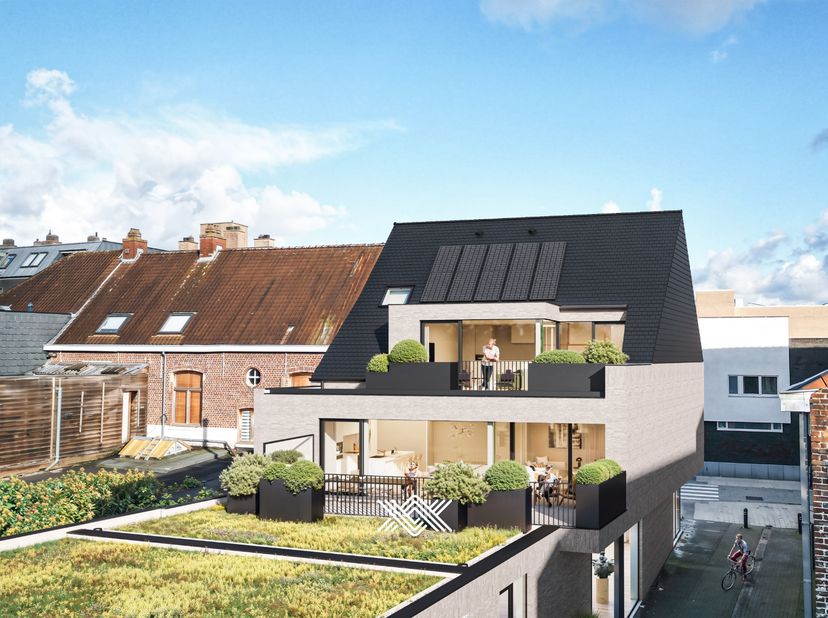 Dit drieslaapkamer appartement met een oppervlakte van 149 m² is gelegen op het eerste verdiep van het gebouw Aurora aan de kant van de Stationsstraat