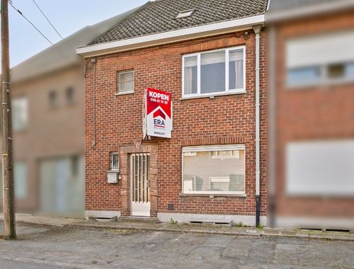                                         Rijwoning te koop in Waregem, € 195.000
