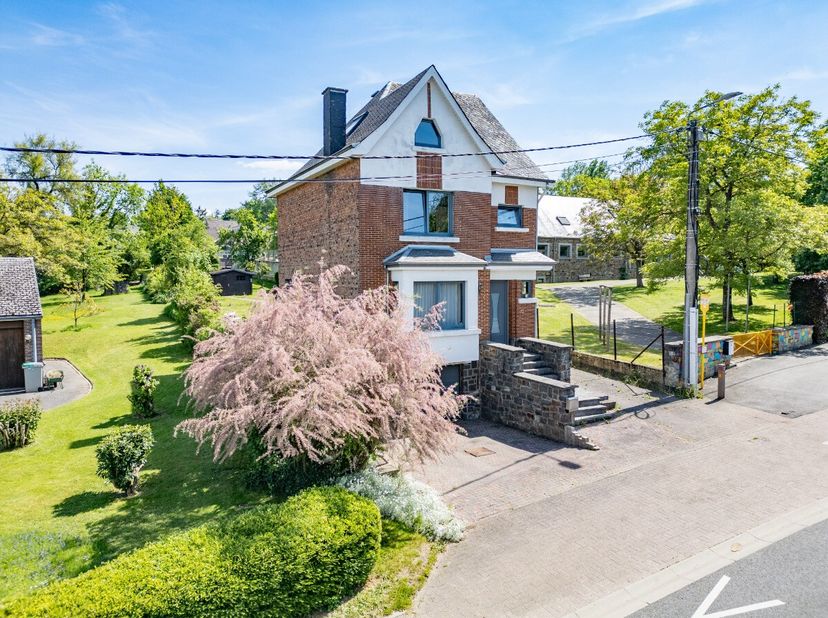 [[ CE BIEN PARTICIPE À LA JOURNÉE MAISONS OUVERTES ERA LE 14/6 DE 9:30 À 10:30 ]]Lagence ERA BLUX à le plaisir de vous présenter cette maison avec son