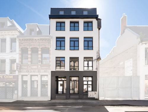                                         Woning te koop in Mons, € 750.000

