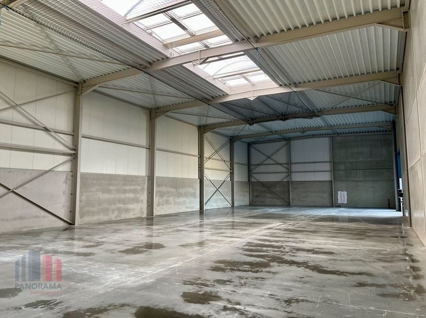 Bien professionnel à vendre
                    à 2220 Heist-op-den-Berg