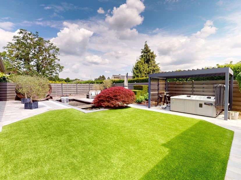 Maison à vendre
                    à 9750 Huise