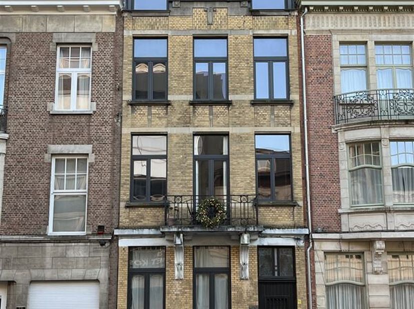 Appartement à louer
                    à 2018 Antwerpen