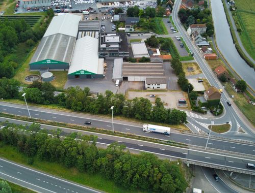                                         Entrepôt sans bureau à louer à Oudenburg, € 7.000
