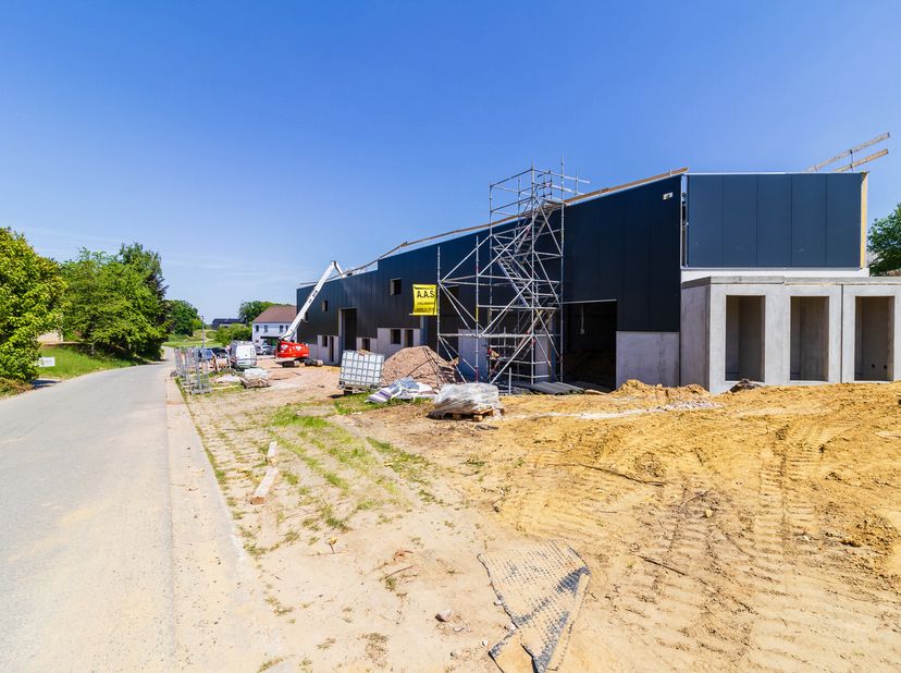L&#039;immobilière Hendrix à le plaisir de vous présenter un projet neuf de 4 unités PME et industrielles idéalement située dans le zoning Nord de Wavre au