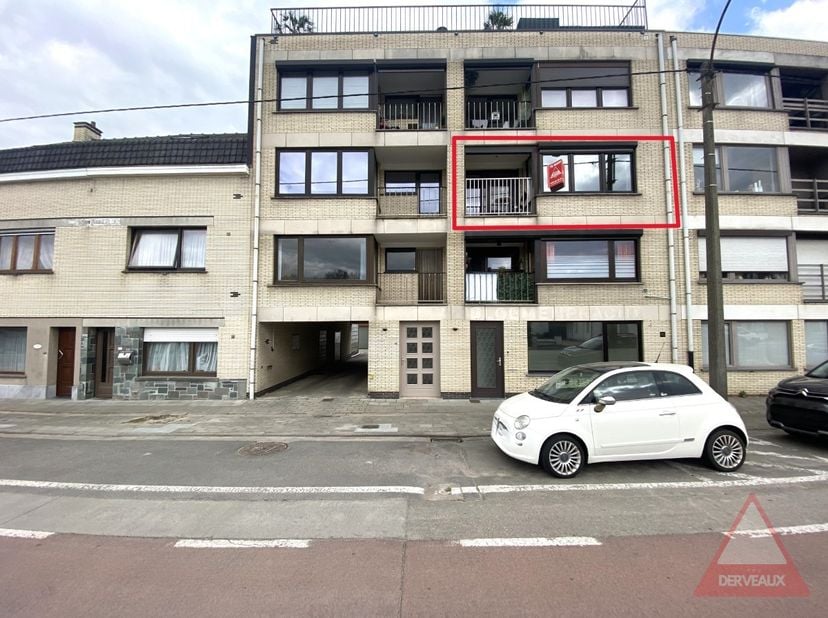 Dit aangename en energiezuinige appartement (EPC-label B) is gelegen op een centrale locatie, op wandelafstand van winkels, scholen en openbaar vervoe