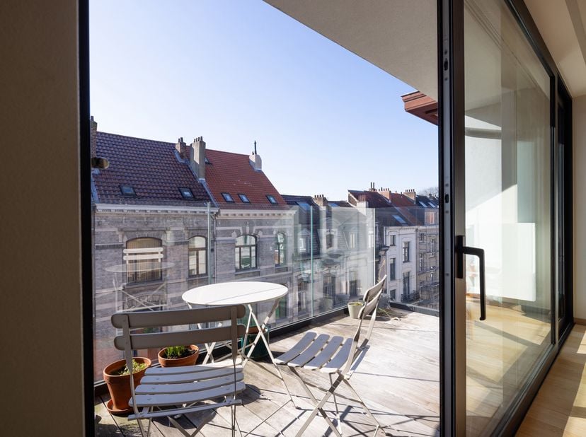 In de wijk Lepoutre, in een zeer aantrekkelijk recent gebouwd gebouw (2018), zeer aangename flat op de 4e verdieping, met een bewoonbare oppervlakte v