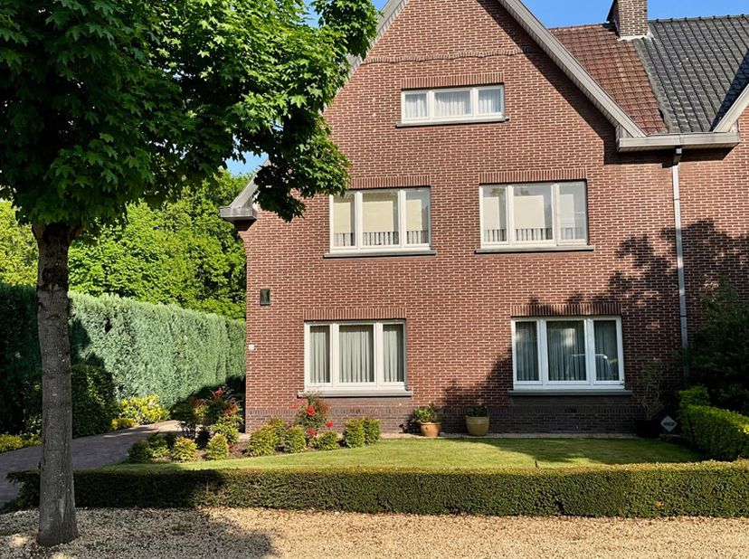 Maison à vendre
                    à 3600 Genk