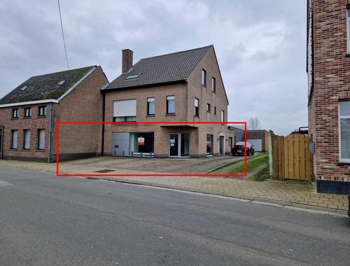                                         Bureaux à louer à Oordegem, € 1.700
