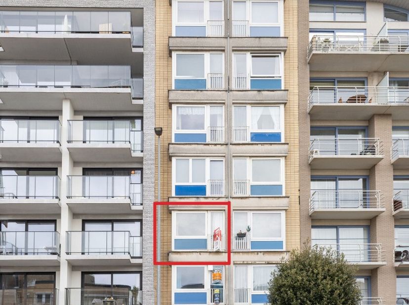 [[ DIT PAND NEEMT DEEL AAN DE ERA OPEN HUIZEN DAG OP 14/6 VAN 11:00 TOT 12:00 ]] De Panne: Instapklaar 2-slaapkamerappartement  vlakbij zee, duinen en