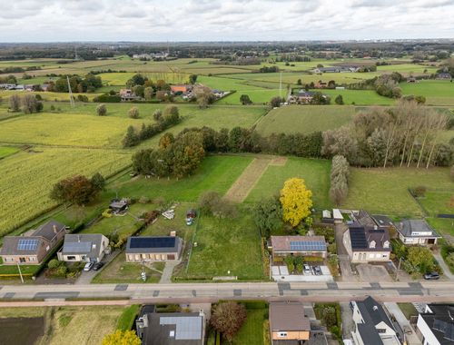                                         Terrain à bâtir à vendre à Oppuurs, € 245.000
