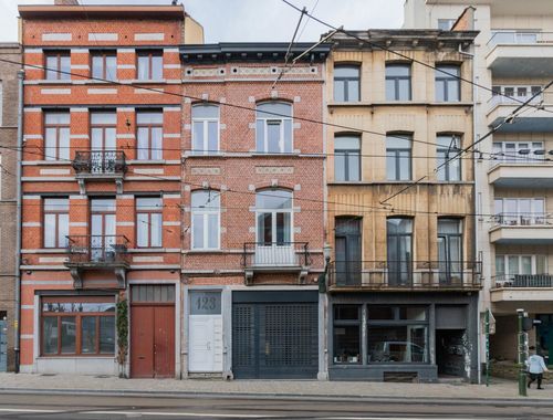                                         Duplex te koop in Elsene, € 285.000
