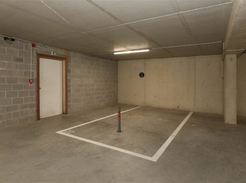 Garage à vendre
                    à 3730 Hoeselt