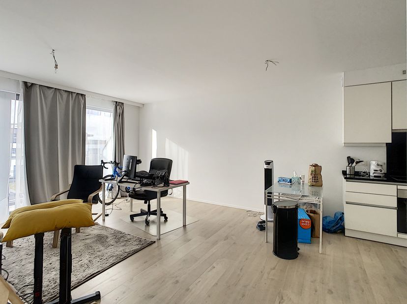 Appartement 1 chambre de +/- 72 m² + terrasse situé au 3 ème étage de l&#039;immeuble, il offre à ses résidents toutes les commodités de confort et d&#039;habit