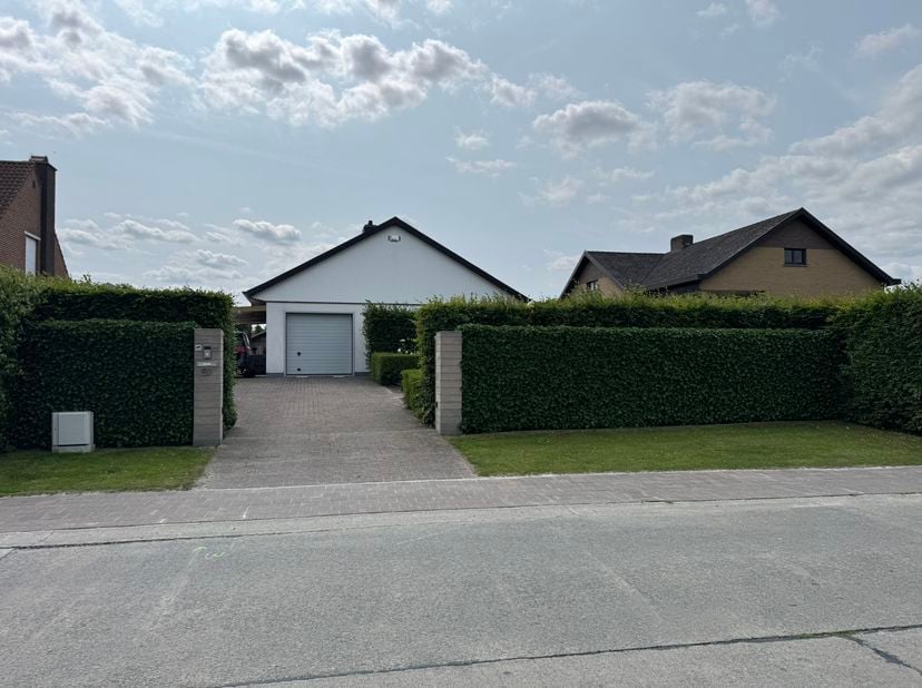 Maison à louer
                    à 9880 Aalter