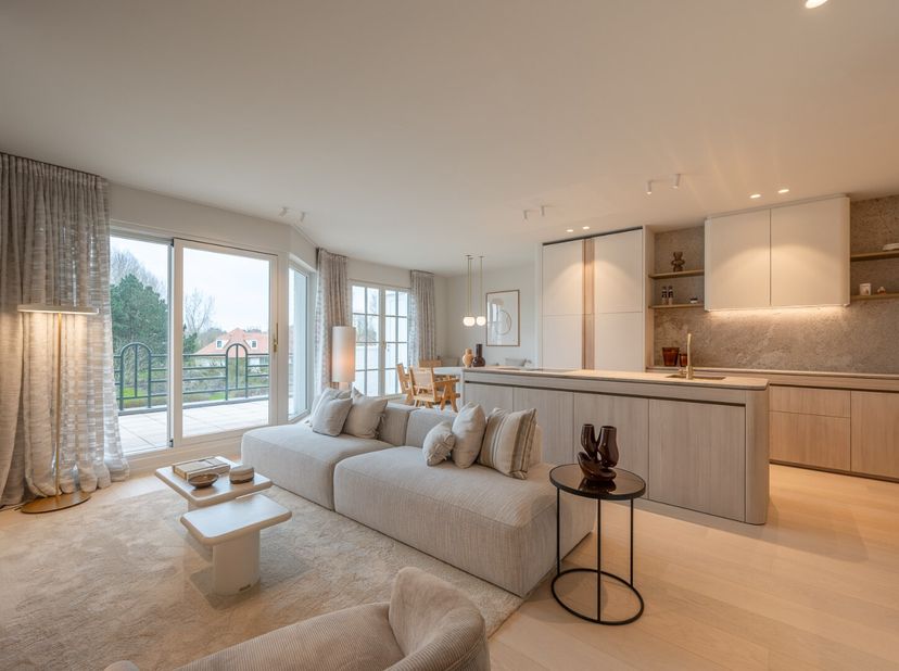 Luxueus gerenoveerd appartement van 105m², uniek gelegen in het prachtig domein Tennis Gardens verscholen tussen de zee en de Kustlaan op enkele stapp