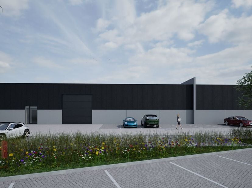 Dit bedrijfsgebouw komt zeer binnenkort beschikbaar (Q4 2025) en zal volledig gerenoveerd zijn met een nieuw dak, nieuwe zijwanden en nieuwe poorten.