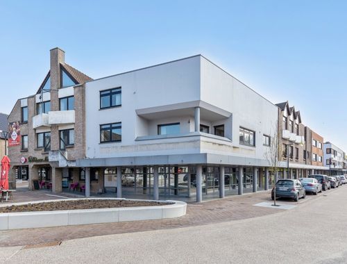                                         Bureaux à vendre à Meulebeke, € 374.000
