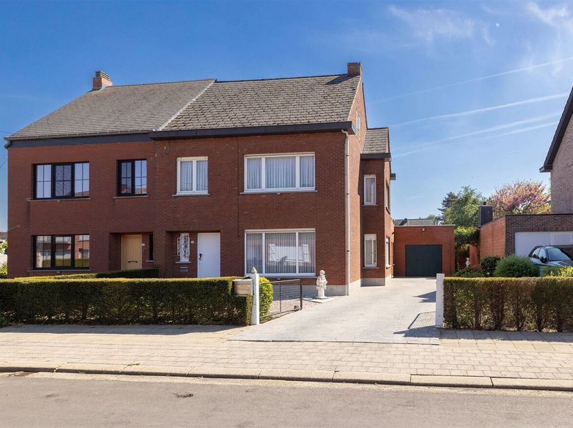 Maison à vendre
                    à 2222 Itegem