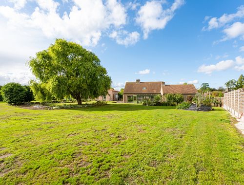                                         Commercieel Gebouw te koop in Hooglede, € 980.000
