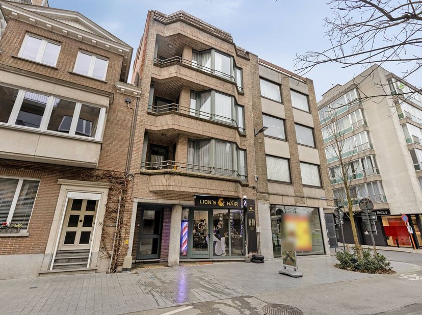 Immeuble d&#039;investissement bien situé dans le centre de Roeselare&lt;br /&gt;
Vous recherchez un investissement immobilier solide avec un rendement immédiat?