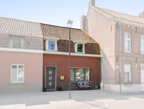                                         Maison à vendre à Kanegem, € 298.000
