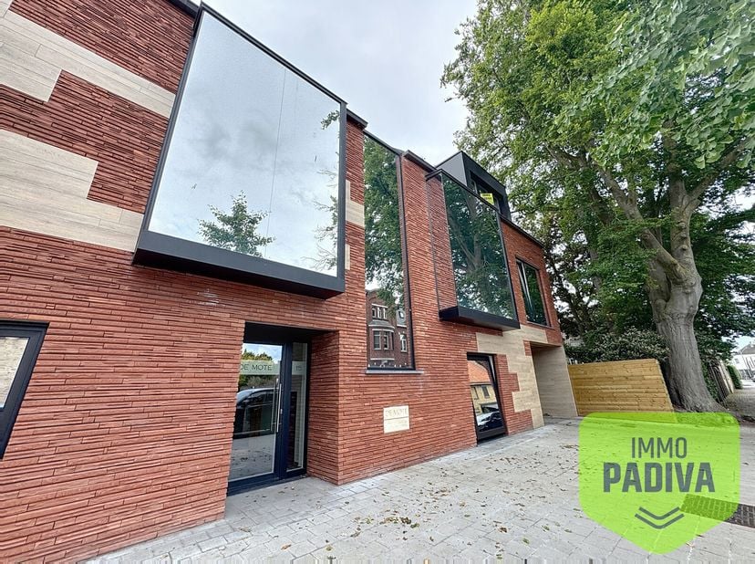 Te Koop  Licht en Ruim Nieuwbouwappartement met 2 Slaapkamers en Zonnig Terras&lt;br /&gt;
In een kleinschalige en stijlvolle residentie stellen wij u met t