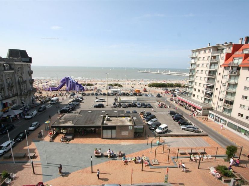 Garage à vendre
                    à 8620 Nieuwpoort