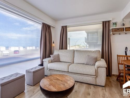                                         Studio avec coin lit à louer à De Panne, € 600
