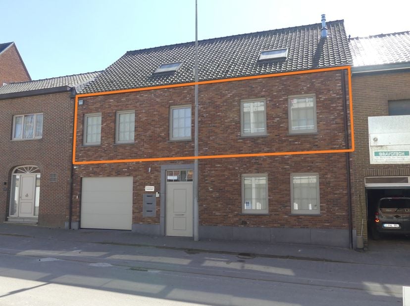 Appartement à louer
                    à 8840 Staden