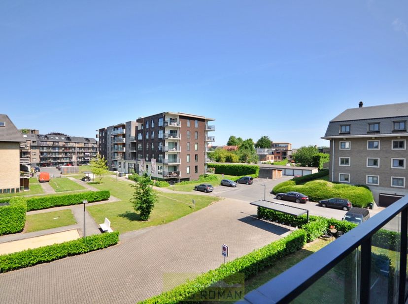 Ce luxueux appartement de vie assistée permet de vivre sans souci à proximité du centre d&#039;Audenarde. Cet appartement de service est situé dans la réce