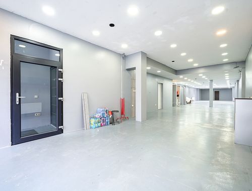                                         Usage mixte à vendre à Châtelineau, € 300.000
