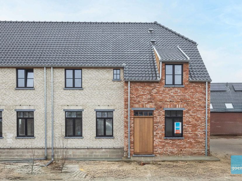 Te koop! Ruime landelijke nieuwbouw woningen te Berlare!&lt;br /&gt;
Op zoek naar een ruime woning met een perfecte ligging? Kies dan voor deze prachtige ni