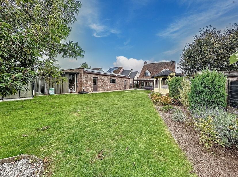 Maison à vendre
                    à 9120 Haasdonk