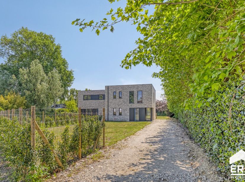 Maison à vendre
                    à 8851 Koolskamp