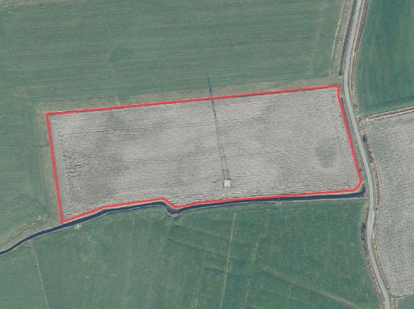 Perceel akkerland gelegen aan de Brugse Baan Klemskerke&lt;br /&gt;
Verpacht, opzegbaar door landbouwer&lt;br /&gt;
Geschikt voor klassieke akkerbouwteelten : mai