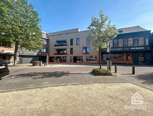                                         Bien commercial à louer à Hamont, € 1.600
