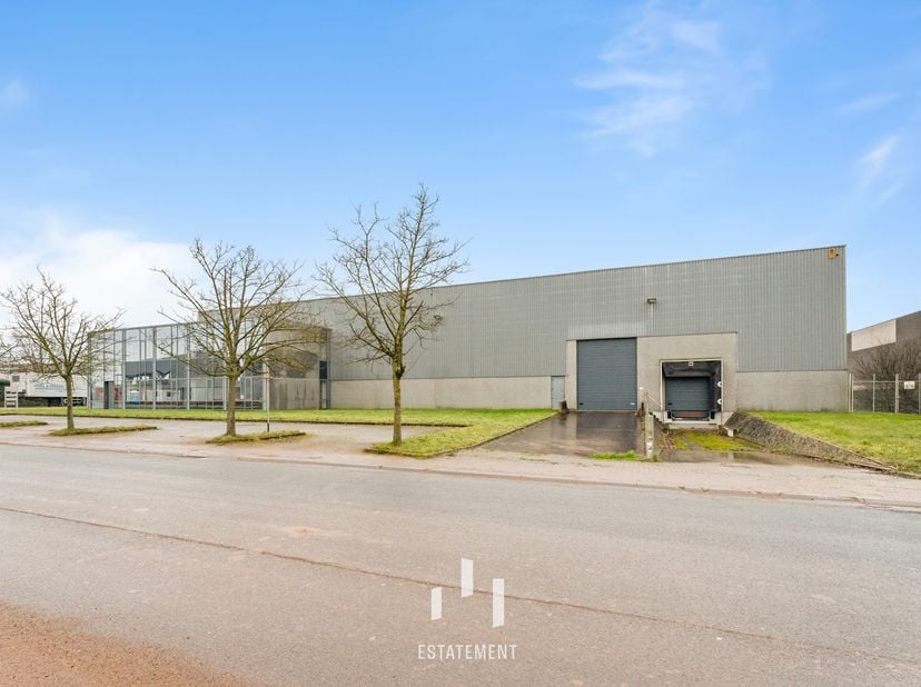 Bien professionnel à louer
                    à 7700 Mouscron