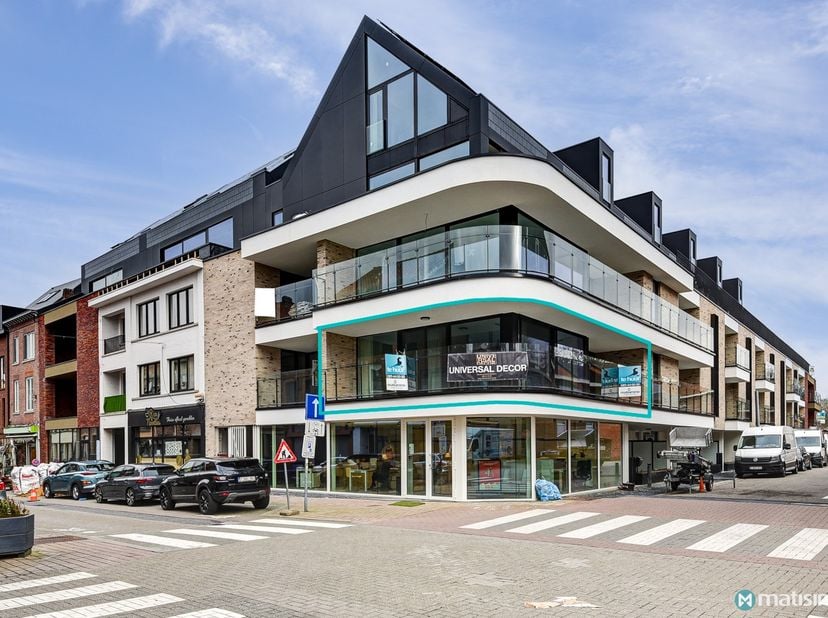 ENERGIEZUINIG APPARTEMENT MET 2 SLAAPKAMERS EN PARKEERPLAATS IN HET CENTRUM VAN BILZEN&lt;br /&gt;
&lt;br /&gt;
Dit appartement is gelegen aan de Demerwal 31/16 t