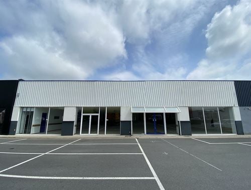                                         Handelszaak te koop in Kuurne, € 1.050.000
