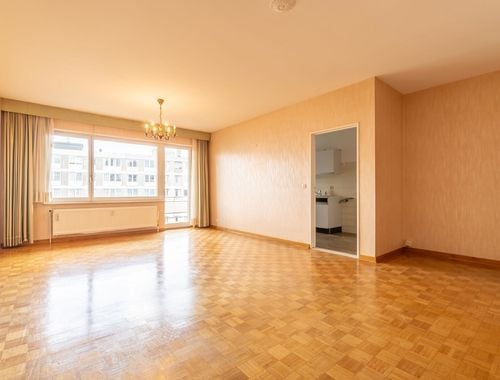                                         Appartement à vendre à Woluwe-Saint-Pierre, € 310.000
