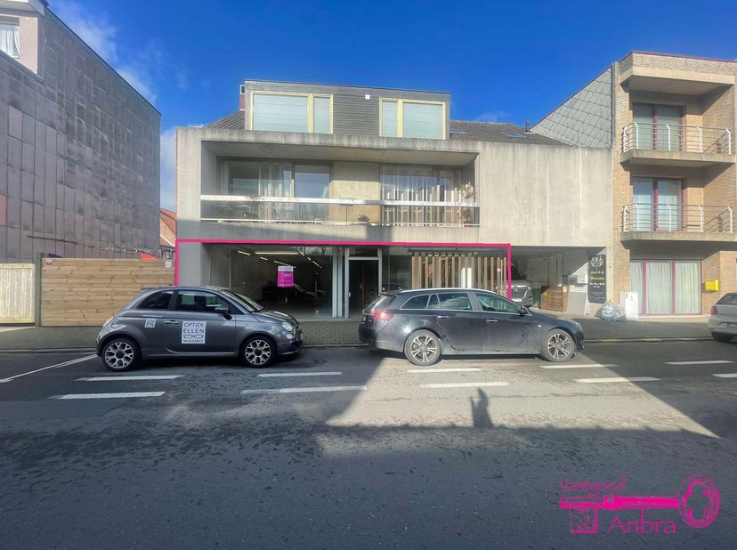 Bien professionnel à vendre
                    à 8760 Meulebeke