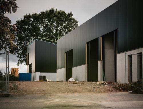                                         Bâtiment d’entreprise à vendre à Zwevegem, € 210.000
